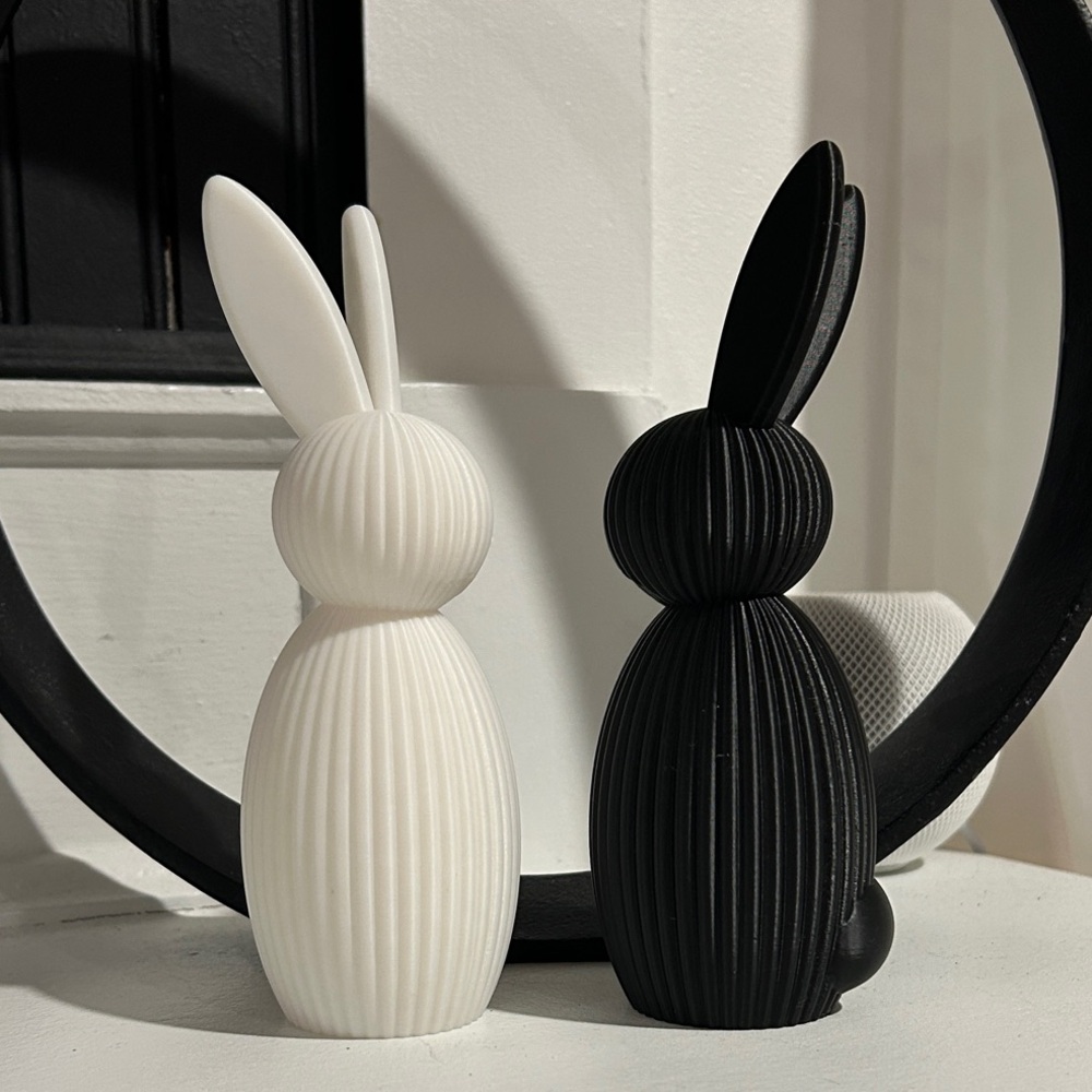 3D Printed Modern Bunny Figurines - Choose 1 - Picture 2 of 3